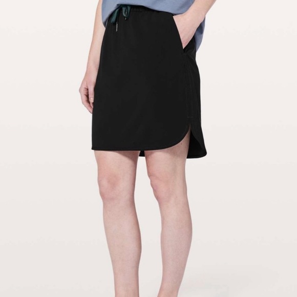 NWT Lululemon Athletica On The Fly Black Skirt 2 - Picture 2 of 10